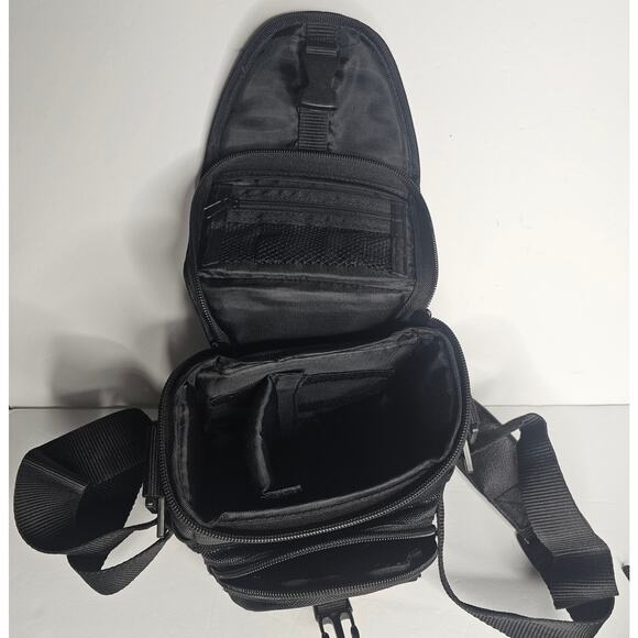 FUJIFILM FinePix S8000fd 18x 8MP Optical Zoom Digital CAMERA SD Card Works As Is - Picture 13 of 14